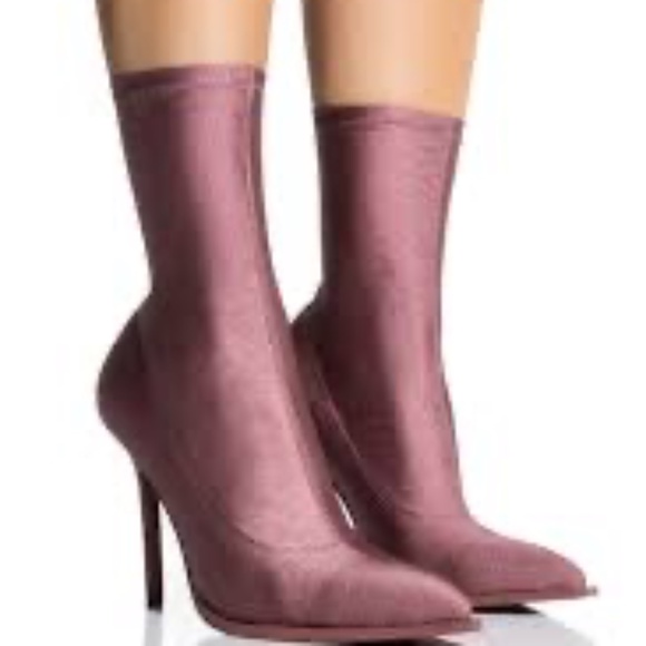AKIRA Shoes - Sexy cave boots